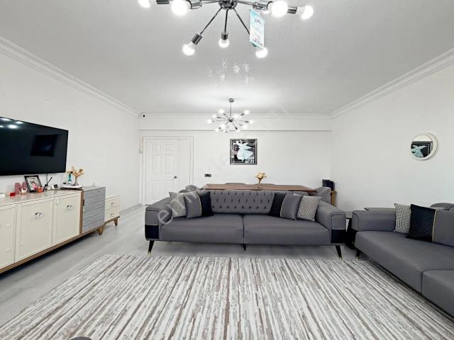 Svpra Yapıdan Yakamoz Sitesinde Masrafsız 3+1 Satılık Daire