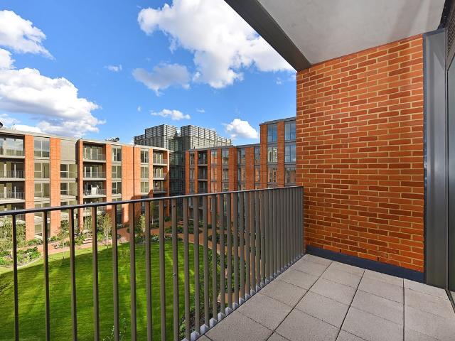 SW6, 2 bed flat to rent, £5,000 pcm | PrimeLocation
