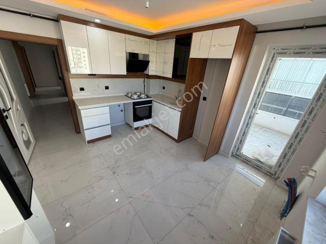 Sym'den Menderes Mh.ara K.ebeveny B. Full Yapılı 3+1 Sıfır Daire