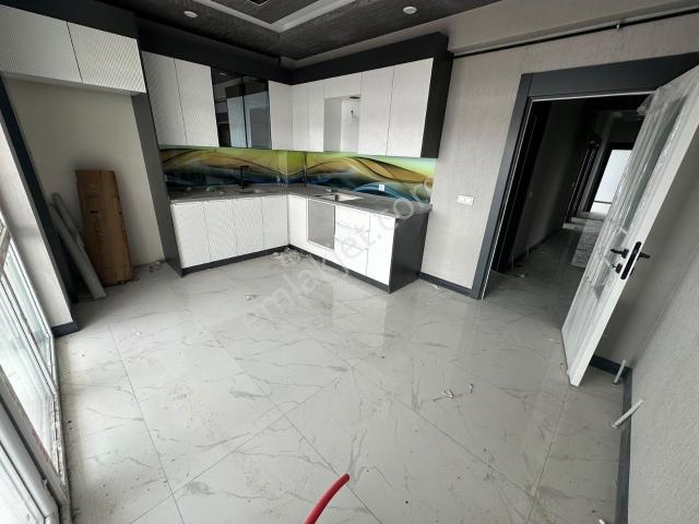 Sym'den Yeniçimsit Mh Saunalı Giyinme O.yapılı 4+1 Sıfır Daire!