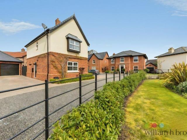 Symonds Close, Blofield, Norwich NR13, 3 bed detached house to rent, £1,800 pcm | PrimeLocation