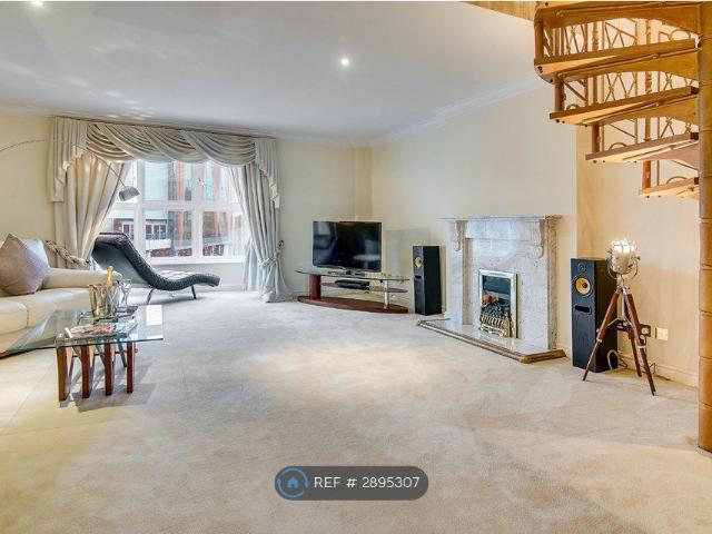 Symphony Court, Birmingham B16, 2 bed flat to rent, £2,950 pcm | PrimeLocation