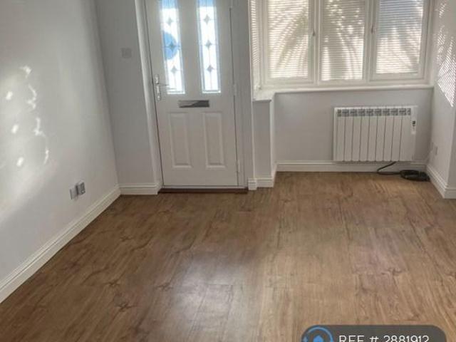 Sycamore Walk, Englefield Green. 1 bed semi detached house to rent £1,449 pcm £334 pw