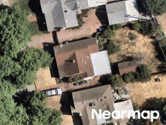 Sycamore Ave