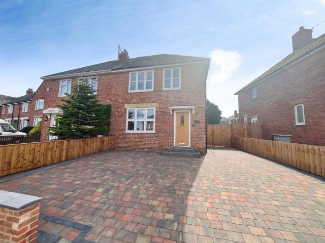 Sycamore Avenue, South Shields 3 bed house to rent £950 pcm £219 pw