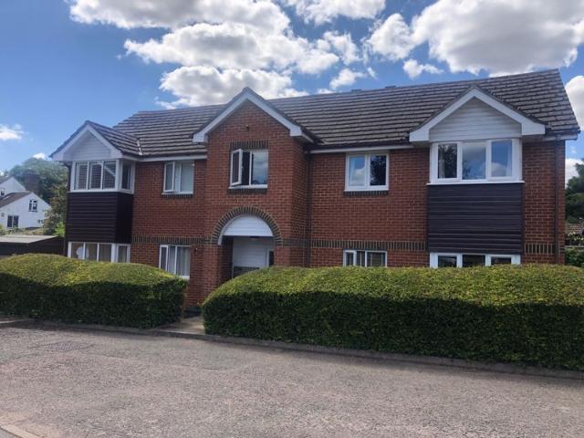 Sycamore Close, Bourne End SL8, 1 bed flat to rent, £1,150 pcm | PrimeLocation