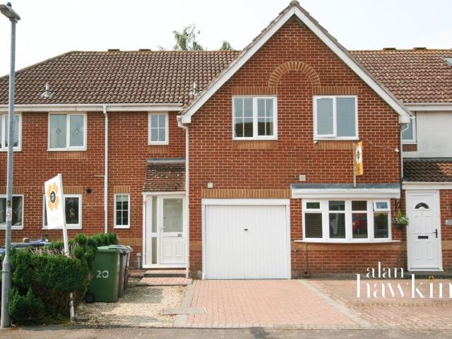 Sycamore Close, Lyneham SN15, 3 bed terraced house to rent, £1,350 pcm | PrimeLocation