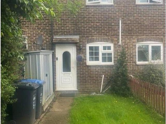 Sycamore Drive, East Grinstead RH19, 2 bed terraced house to rent, £1,550 pcm | PrimeLocation