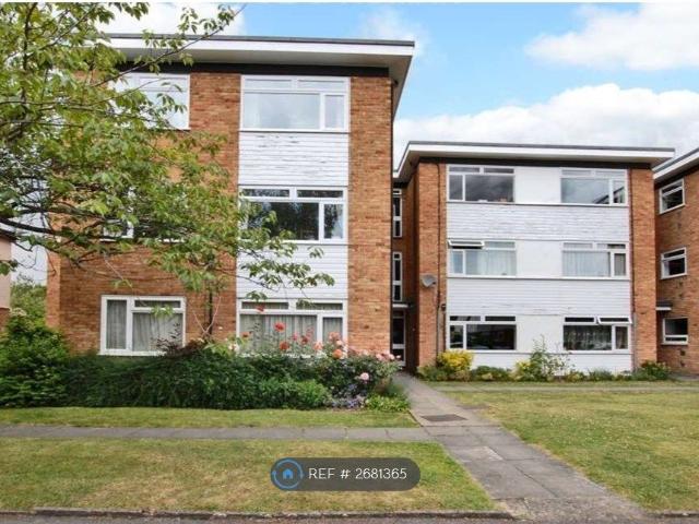 Sycamore Grove, New Malden KT3, 2 bed flat to rent, £2,000 pcm | PrimeLocation
