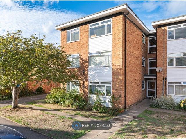 Sycamore Grove, New Malden KT3, 2 bed flat to rent, £2,000 pcm | PrimeLocation