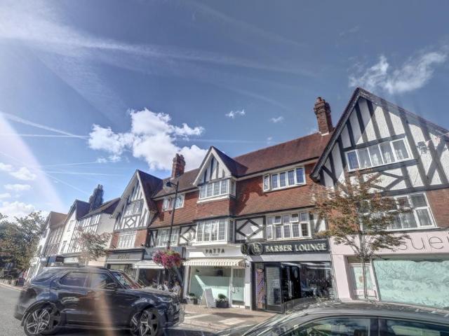 Sycamore Road, Buckinghamshire HP6 2 bed apartment to rent £1,500 pcm £346 pw