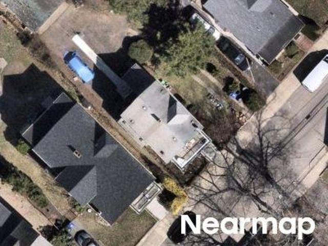 Sycamore St