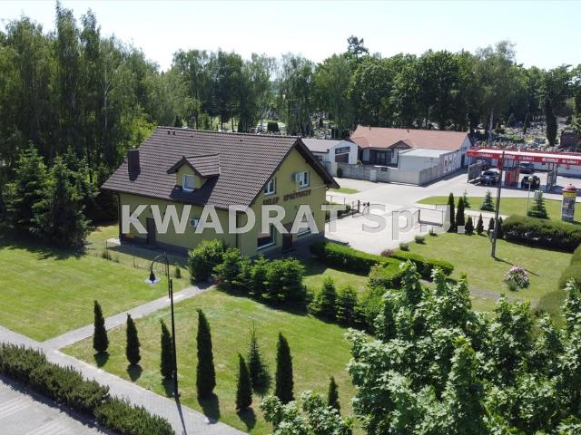 Dom z lokalem usługowym i mieszkaniem, 185 m² polecam!
