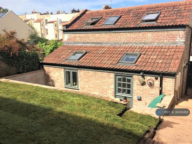 Sydenham Lane, Bristol, BS6 2 bed semi detached house to rent £1,900 pcm £438 pw