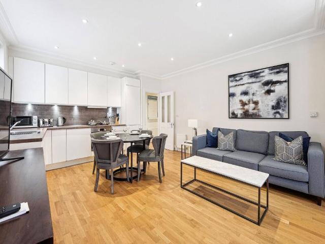 Sydenham Rd CR0 2 bed flat to rent £2,100 pcm £485 pw
