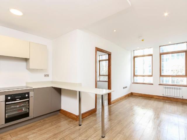 Sydenham Road, Croydon CR0, 1 bed flat to rent, £1,200 pcm | PrimeLocation