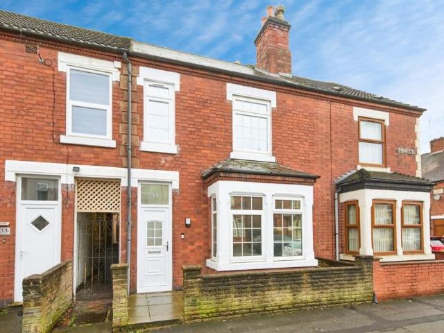 Sydney Street, Burton On Trent DE14, 4 bed property to rent, £1,300 pcm | PrimeLocation
