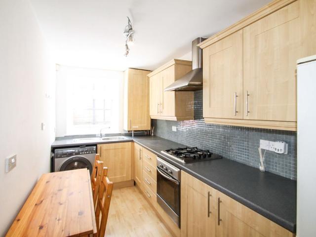 Sydney Street, Farsley, Pudsey, West Yorkshire LS28, 2 bed terraced house to rent, £850 pcm | PrimeLocation