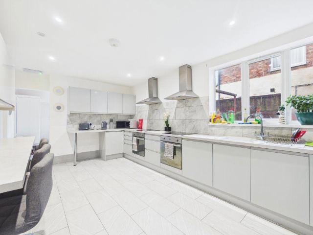 Sydney Street, Lincolshire House share to rent £628 pcm £145 pw