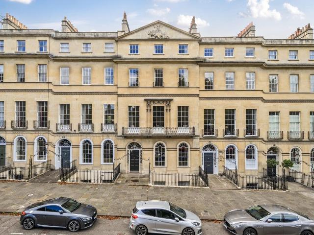 Sydney Place, Bathwick, Bath BA2, 3 bed maisonette to rent, £8,500 pcm | PrimeLocation