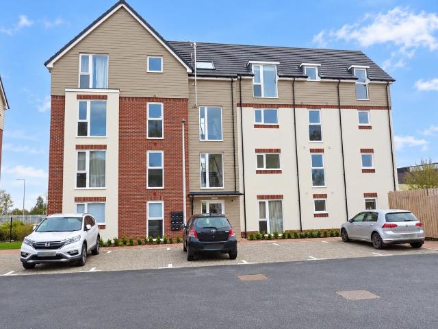 Sykes House, Anton Close, Rugby CV21, 2 bed flat to rent, £1,050 pcm | PrimeLocation