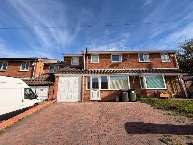 Sykesmoor, Wilnecote, B77 4 bed semi detached house to rent £1,350 pcm £312 pw