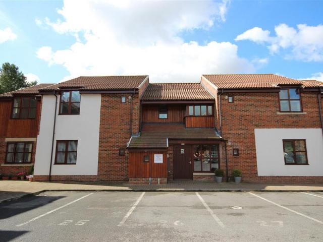 Sylvan Mews, Wynyard, Billingham 2 bed apartment to rent £1,060 pcm £245 pw