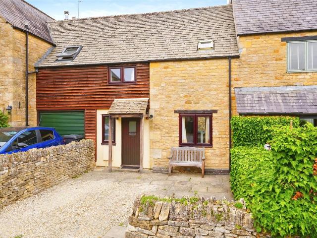 Sylvester Close, Burford OX18, 2 bed terraced house to rent, £1,400 pcm | PrimeLocation