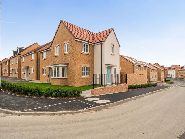 Sylvester Crescent S81, 3 bed semi detached house to rent, £1,075 pcm | PrimeLocation