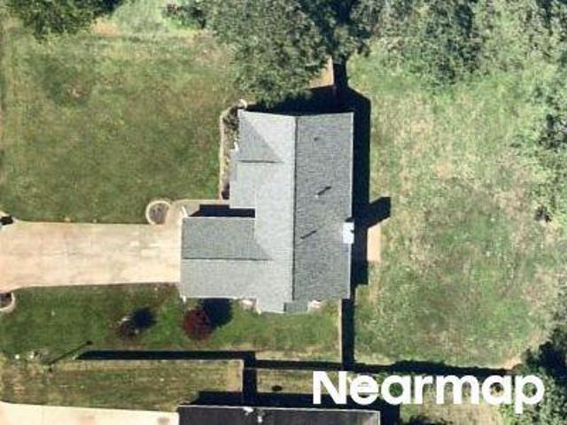 Syracuse Ln