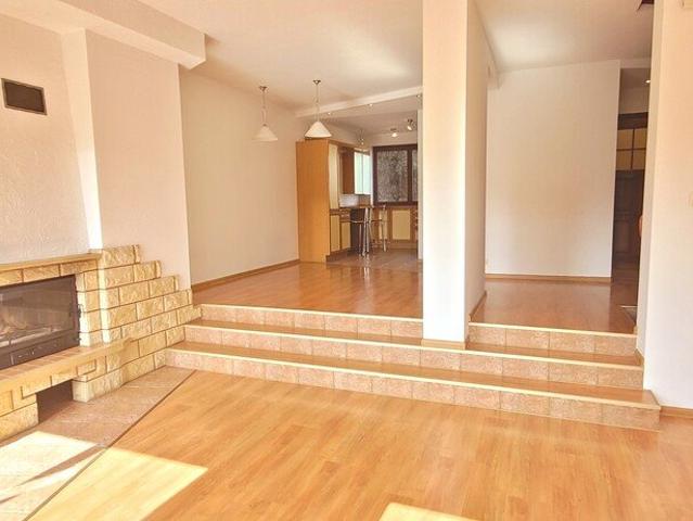 Dom szeregowy z kominkiem, sauna i ogród w Szczecinie