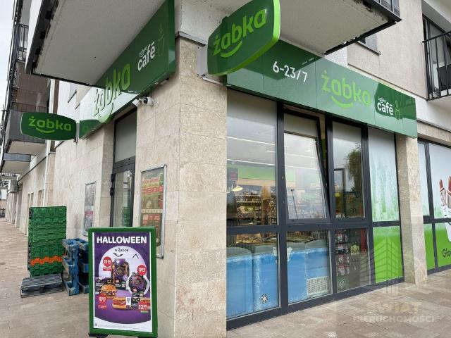 Lokal z najemcą i basenem, 114 m² polecam