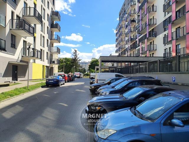 Szczecin, Pomorzany, Aleja Powstańców Wielkopolskich