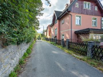 Poniemiecka Villa 321 m2 z potencjałem na 7 apartamentów